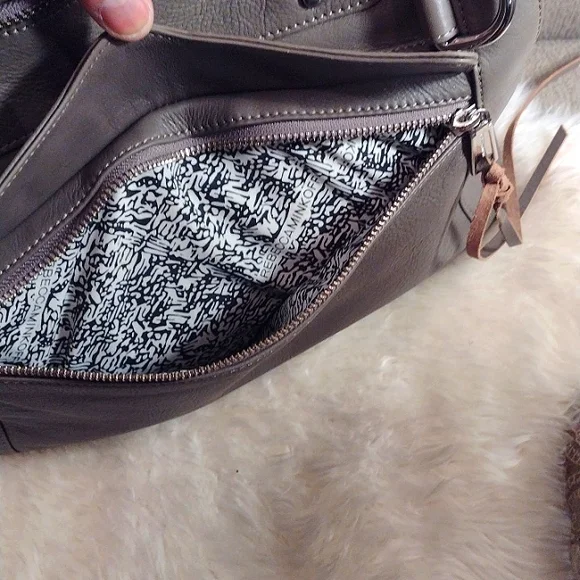 Rebecca Minkoff expandable sachel - Picture 10 of 12